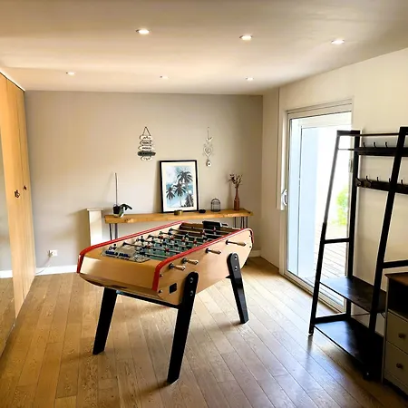 Camarguaise Piscine Jacuzzi Proche Villa