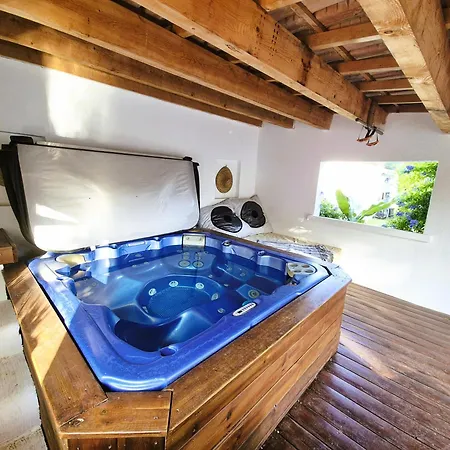 Villa Camarguaise Piscine Jacuzzi Proche