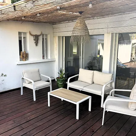 Villa Camarguaise Piscine Jacuzzi Proche Aimargues